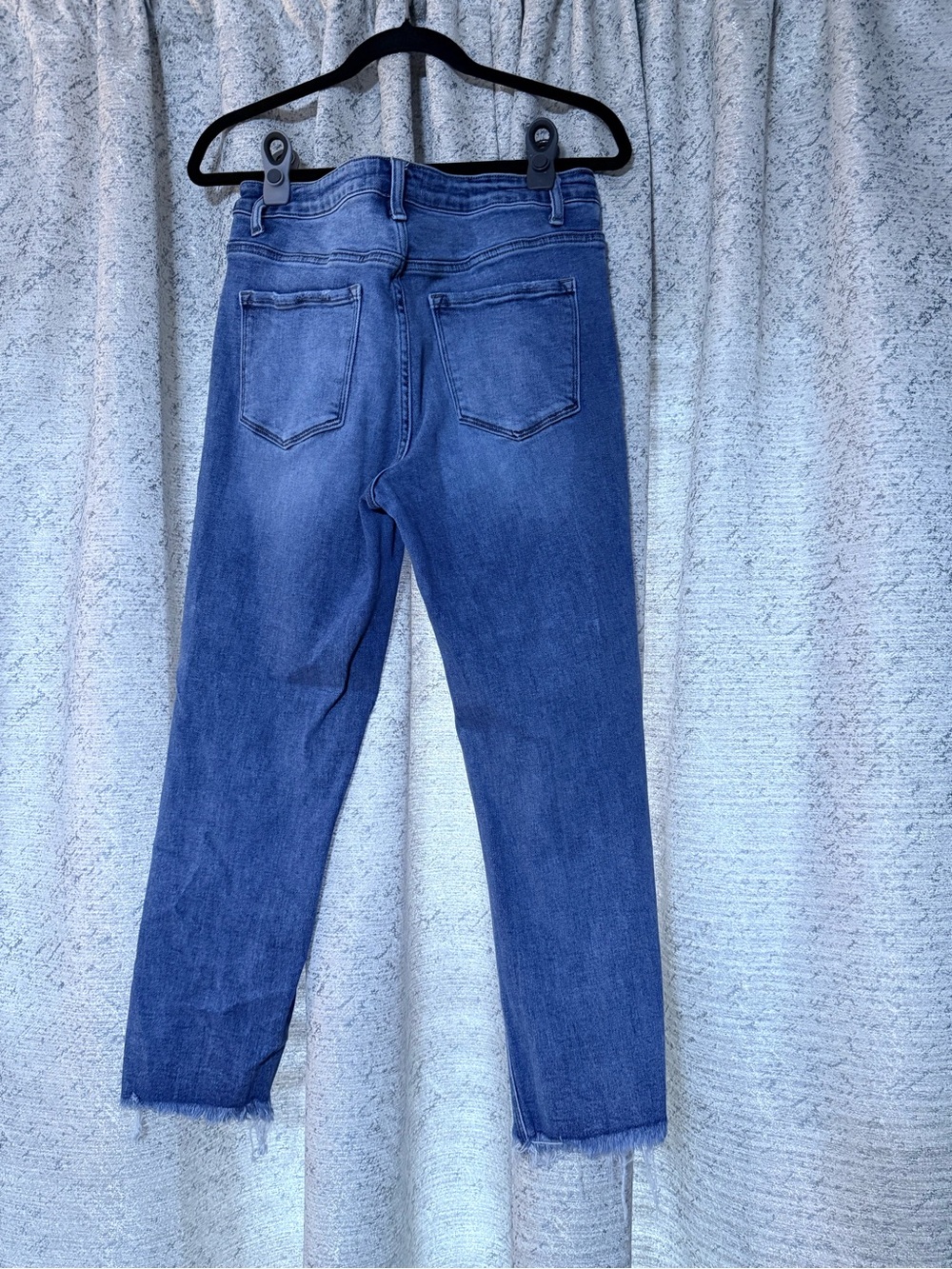 Mid- Rise Distressed Blue Cropped Jeans - Picture 2 of 3